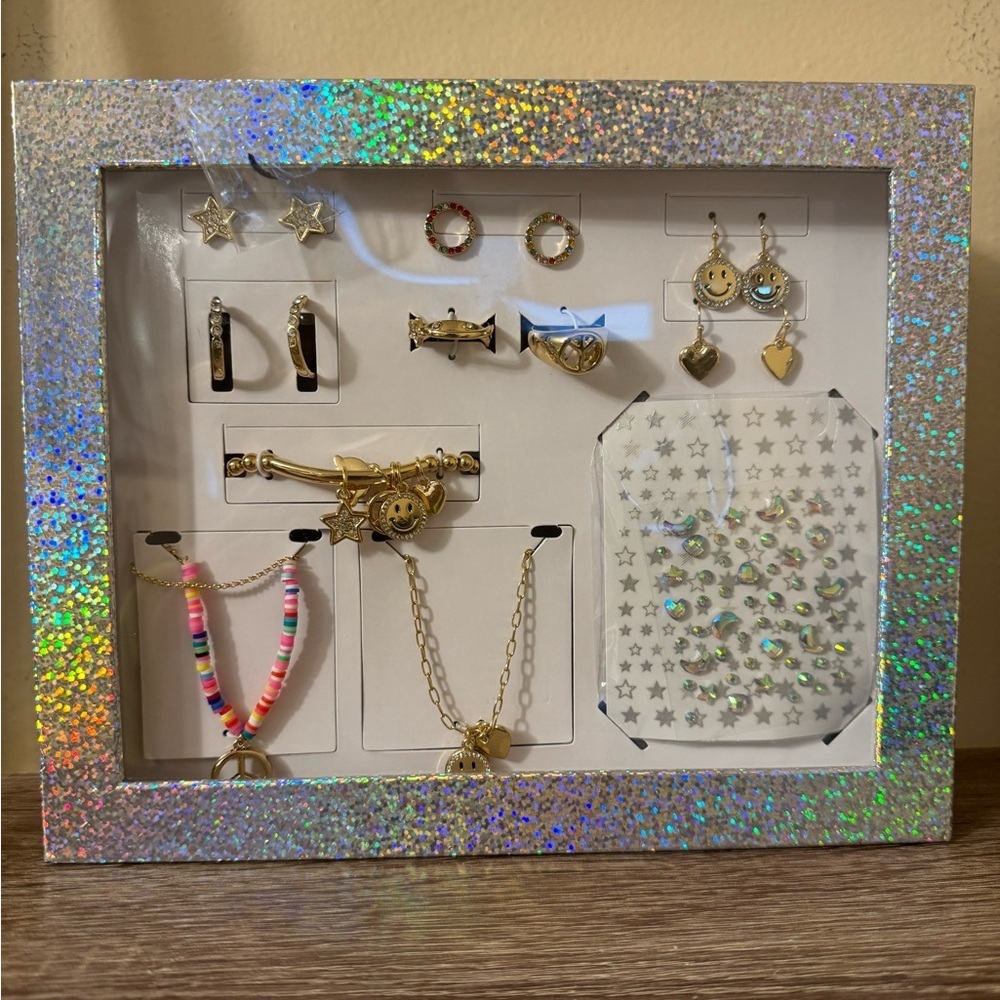 JEWELRY BOX - Picture 3 of 7